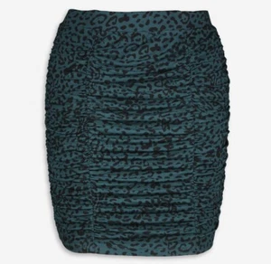 HUSH Green & Black Animal Patterned Mini Skirt Size UK 6 BRAND NEW RRP £49 - Picture 1 of 2