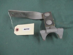 1955 Packard Clipper Tailpipe Support Hanger 465722 NOS - Foto 1 di 1