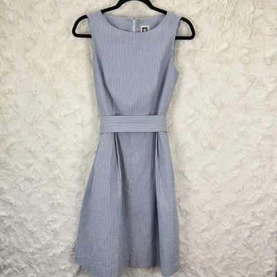 Vestido costero Anne Klein para mujer talla 4 sin mangas Seersucker azul/blanco Foto 1 de 4