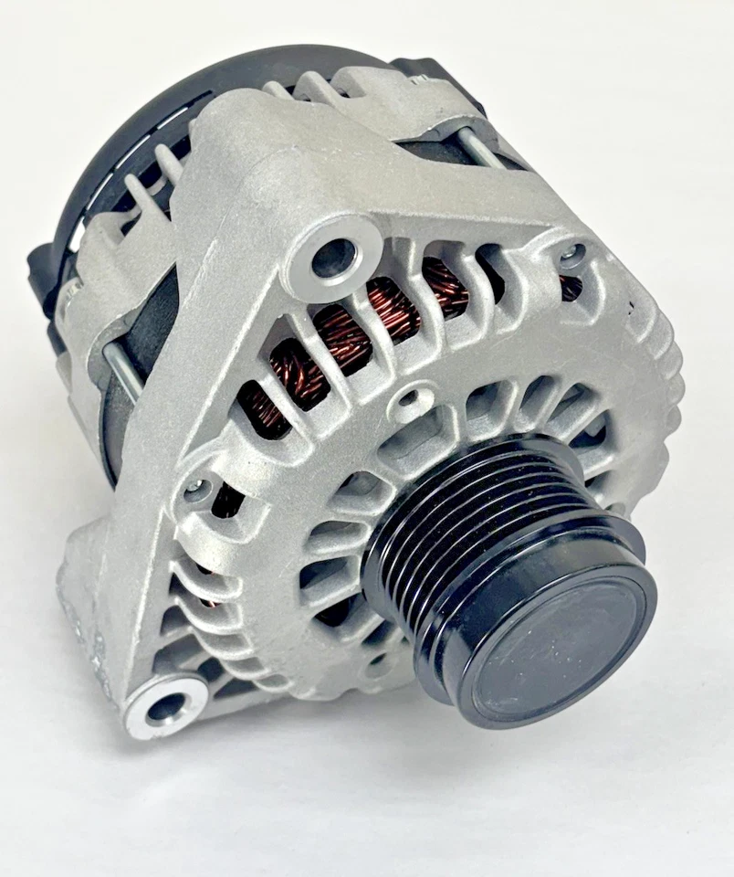 Alternador GM OEM 84062199 2016 GMC Canyon y Chevy Colorado 2,8 L diésel Foto 1 de 4