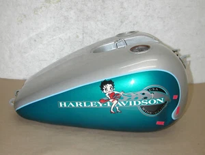HARLEY DAVIDSON DYNA Wide Glide 1995-1996  FXDWG OEM 61039-95A  Fuel Gas Tank - Picture 1 of 24