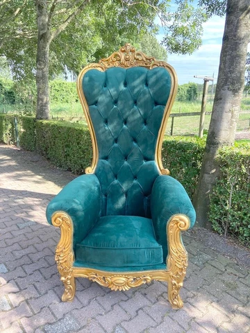 Italian Baroque Style Green Velvet Tufted and Gold Beech Throne Lounge Chair Cover