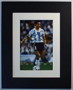 Ossie Ardiles Signed Autograph 10x8 photo display Argentina Football COA AFTAL - Picture 1 of 6
