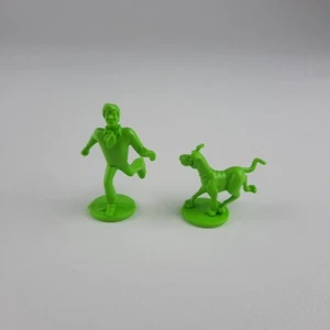 Scooby Doo Thrills and Spills Game Fred & Scooby-Doo Green Pieces Replacement - Picture 1 of 3