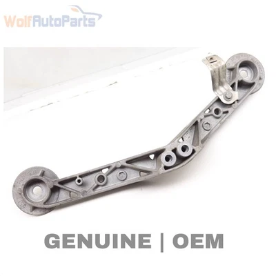 2003-2008 BMW Z4 - REAR Differential Mount / Bracket 6758163 - Image 1 of 4