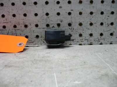 РЕЛЕ МИГАЛКИ ПОВОРОТНИКА HONDA 2003 VT750 SHADOW ACE 750 ОТ ОРИГИНАЛЬНОГО ПРОИЗВОДИТЕЛЯ 38301-MF8-771 - Изображение 1 из 4