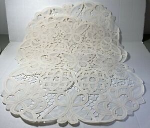 Hand made crochet lace embroidered cutwork oval placemats 20" x 14" set of 4 New