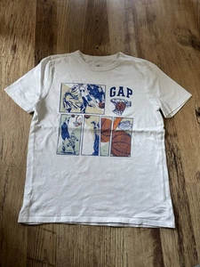 GAP Basketball T-shirt Size 10 Years Very Good Condition - Picture 1 of 4