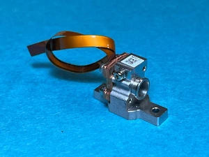Módulo de diodo láser UV colimado de alta potencia de 405 nm 350/1100 mW nítido GH04W10A2GC - Imagen 1 de 10