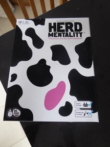 Herd Mentality: The Udderly Addictive Gioco da Tavolo Famiglia Bambini 6 Giocatori Età 10+ - Foto 1 di 4