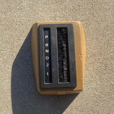 Cubierta de palanca de cambios automática Volvo 240 bronceada usada 242 244 245 Shift 1975-1992 beige Foto 1 de 4