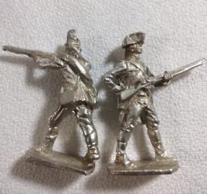 2 Estatuillas Guerrero Soldados Oro Peltre Coleccionista De Colección Británicas o Americanas - Imagen 1 de 10