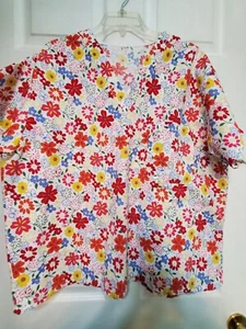 Scrub Top size XL-Vibrant Floral Print w/1 chest Pocket-Chest 26"/L 27" - Picture 1 of 4