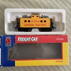 Life Like HO Scale 8534 Union Pacific Caboose UP 49940