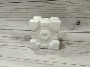Portal Companion Cube Cosplay Roleplaying RP Portal 2 Cosplay (3 inches cubed) - Picture 1 of 2
