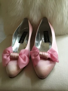 Rayne Vintage Shoes In Light Satin Pink - Picture 1 of 9