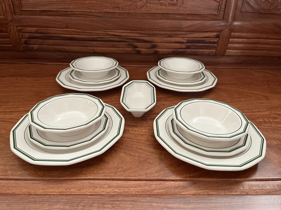 Juego de 13 piezas de porcelana esterlina medallón vintage de 12 lados para 4 hecho en EE. UU. Foto 1 de 4