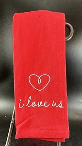 "Toalla de té de cocina roja bordada en blanco 'i love us' 15"" x 26""" - Imagen 1 de 2