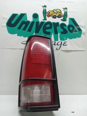 Luz trasera izquierda GMC S15 1994 Jimmy Foto 1 de 4