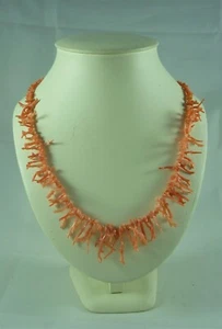 FABULOUS VINTAGE ESTATE NATURAL GRADUATED  BRANCH CORAL NECKLACE #10511 - Picture 1 of 6