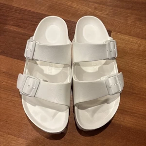 Birkenstock Arizona Eva Sandalias Blancas Impermeables Toboganes Playa Piscina Zapatos 39 - Imagen 1 de 9