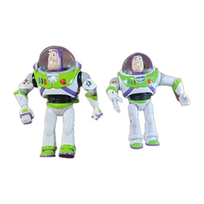Lote de 2 figuras de acción Buzz Lightyear: Disney Store Talking 12" y acción Mattel Foto 1 de 4