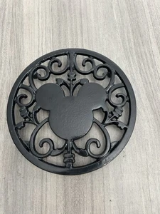 Remache de Mickey Mouse de los parques de Disney de 7,5" de diámetro de hierro fundido negro RARO USADO EN EXCELENTE ESTADO - Imagen 1 de 7