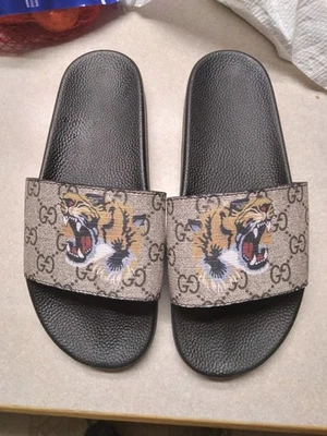 sandalias gucci hombre con tigres talla 44g us11 Foto 1 de 4