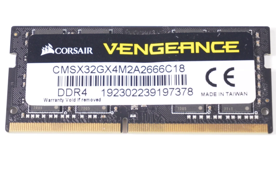 CMSX32GX4M2A2666C18 CORSAIR 16GB PC4-21300 2666Mhz SO-DIMM Memory - Image 1 of 2