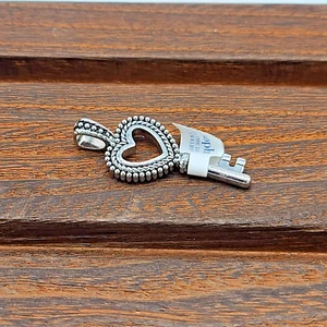 Lia Sophia "Key To My Heart" Antique Silver Textured Skeleton Key Pendant - Picture 1 of 4