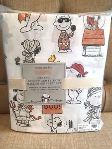 POTTERY BARN KIDS Peanuts Snoopy Halloween Sheet Set Full New Bedding - Picture 1 of 4