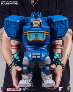 Zcwo Fools Garden Lowfool Decepticon Soundwave Transform 42cm Vinly Trendy Toy - Picture 1 of 8