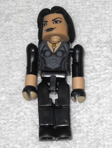 Marvel Universe (MiniMates) Vampire Jubilee (Curse of the Mutants box set) 100% Cover