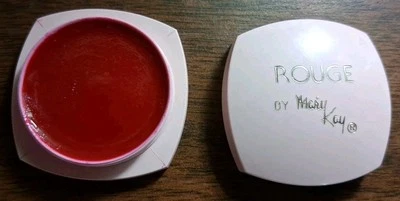 Mary Kay BLUSH ROUGE 1/16 oz NEW - VINTAGE - Image 1 of 2