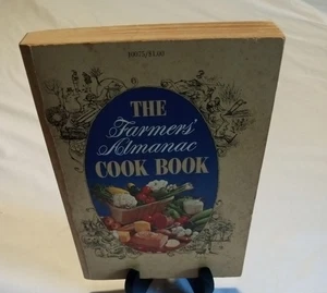 The Farmers Almanac Cook Book Second Printing August 1966 - Imagen 1 de 3
