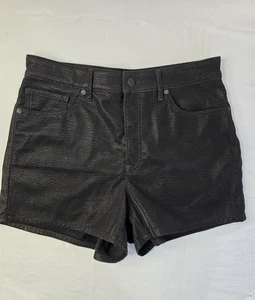 Express Shorts Midi High Rise schwarz geprägtes Kunstleder 10 - Bild 1 von 19