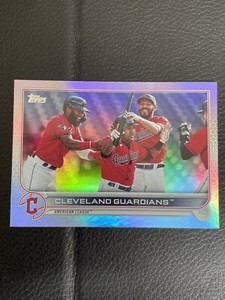 2022 Topps Series 2 Rainbow Foil Parallel Cleveland Guardians Team Card #643