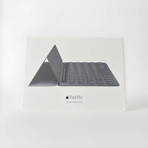 Official Apple iPad Pro (9.7-inch) Smart Keyboard A1772 - Picture 1 of 3