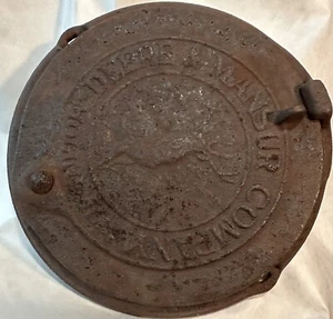 Deere & Mansur Company Moline ILL Cast Iron Corn Planter W/Lid John Sign Vtg - Picture 1 of 3