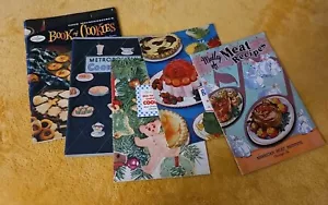 MCM Vintage Mini Cookbook Recipe Lot (5) Cookies Meats Meals Wartime Rations - Picture 1 of 11