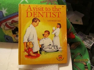 A Visit to the Dentist Kid's Hardcover Book 1959 by B Garn Wonder Books - Picture 1 of 10