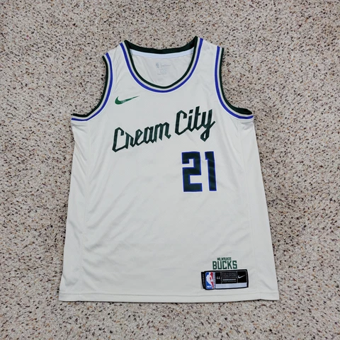 Milwaukee Bucks Jrue Holiday Jersey Mens 44 Small Tan Nike Basketball Swingman Cover