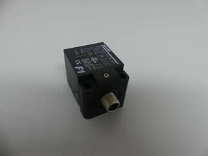 Balluff BES Q40KFU-PSC15A-S04G - Imagen 1 de 2