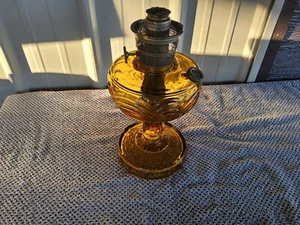 Antique Aladdin Nu-Type MODEL B Amber Glass Washington Drape Oil Lamp With Wick - Picture 1 of 8