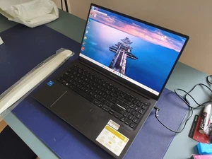 Asus vivobook x1505z 15.6 Laptop I5-12500H/16gb/1tb Great Condition - Picture 1 of 5