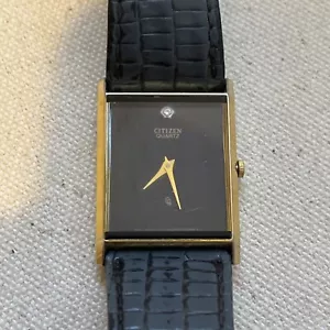 Vintage Citizen Tank Watch Women Gold Tone Black Dial BROKEN FOR PARTS OR REPAIR - Picture 1 of 7