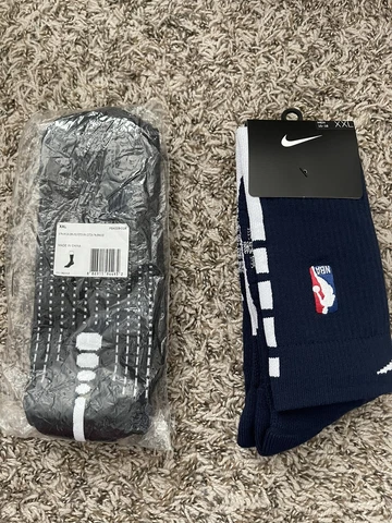 (2) NEW TEAM ISSUED NBA NIKE BASKETBALL GAME ELITE SOCKS SZ.XXL SHOES SZ.15-18 Cover