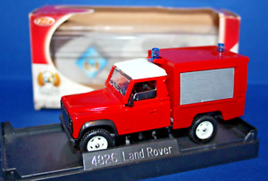LAND ROVER FRENCH POMPIERS FIRE RESCUE TENDER + DECALS - 1/50? by SOLIDO 4826