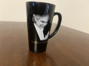 RARO NUEVO ANDREA BOCELLI, TENIR ITALIANO, 16 OZ TAZA COLECCIONABLE TODO NEGRO Y DORADO - Imagen 1 de 8