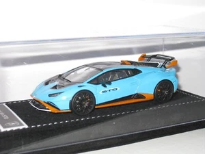 Lamborghini Huracan Huracán STO Modellauto model car leather base Looksmart 1:43 - Bild 1 von 8